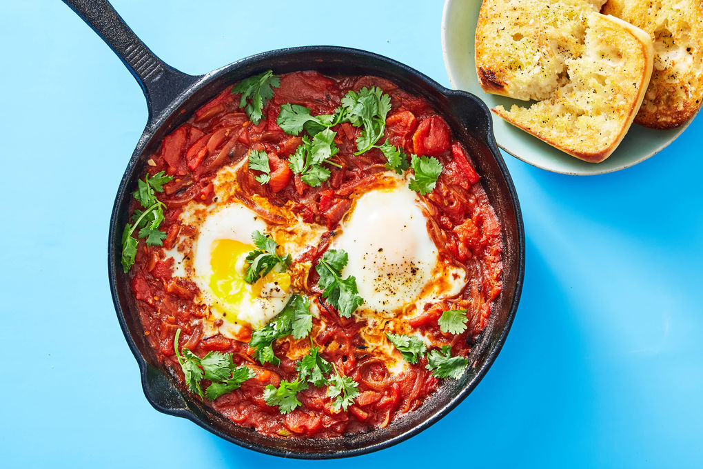 Tomato & Red Pepper Shakshuka with Garlic Ciabatta